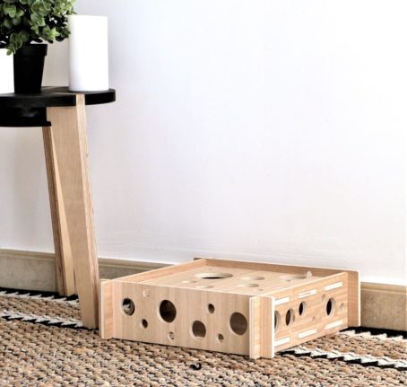 Jeu de balles pour chats Ballbox COTE KUBE vue de côté