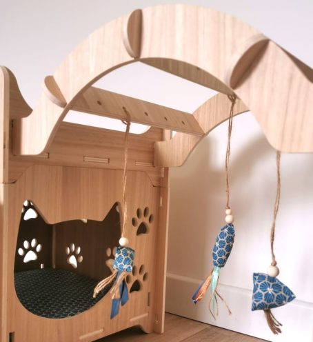 Jeu d'eveil pour chats et chatons FunEveil COTE KUBE vue 3/4